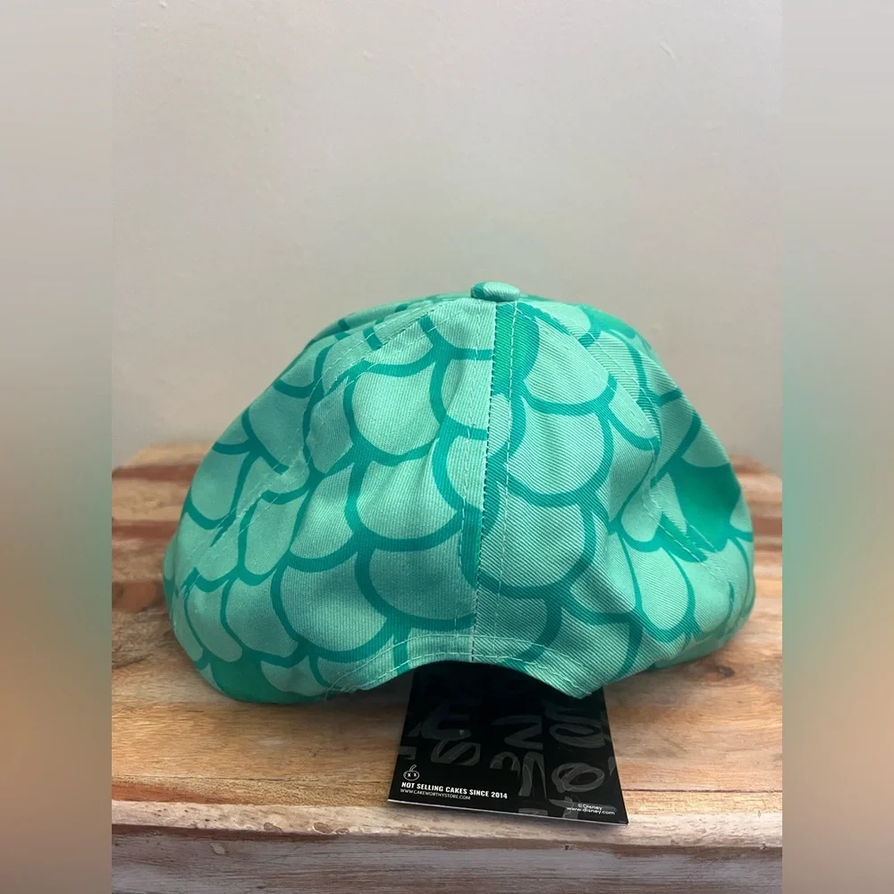 Cakeworthy x Disney Princess Little Mermaid Ariel Scale Hat